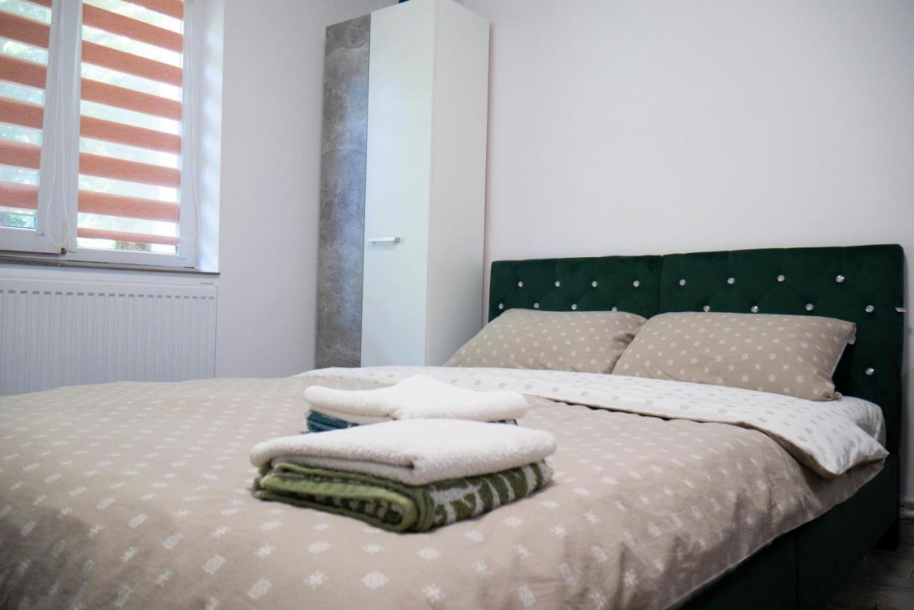 Caserom Studio Satu Mare Eksteriør bilde